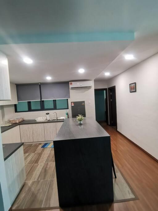 teo resident 2 vivacity jazz suite 4 Kuching Buitenkant foto