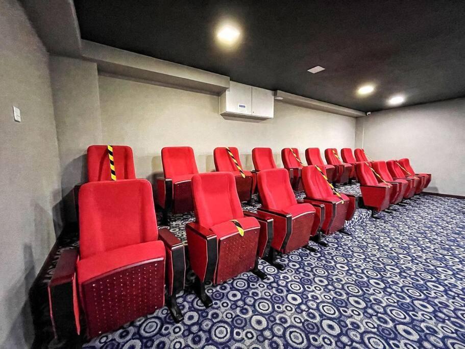 teo resident 2 vivacity jazz suite 4 Kuching Buitenkant foto