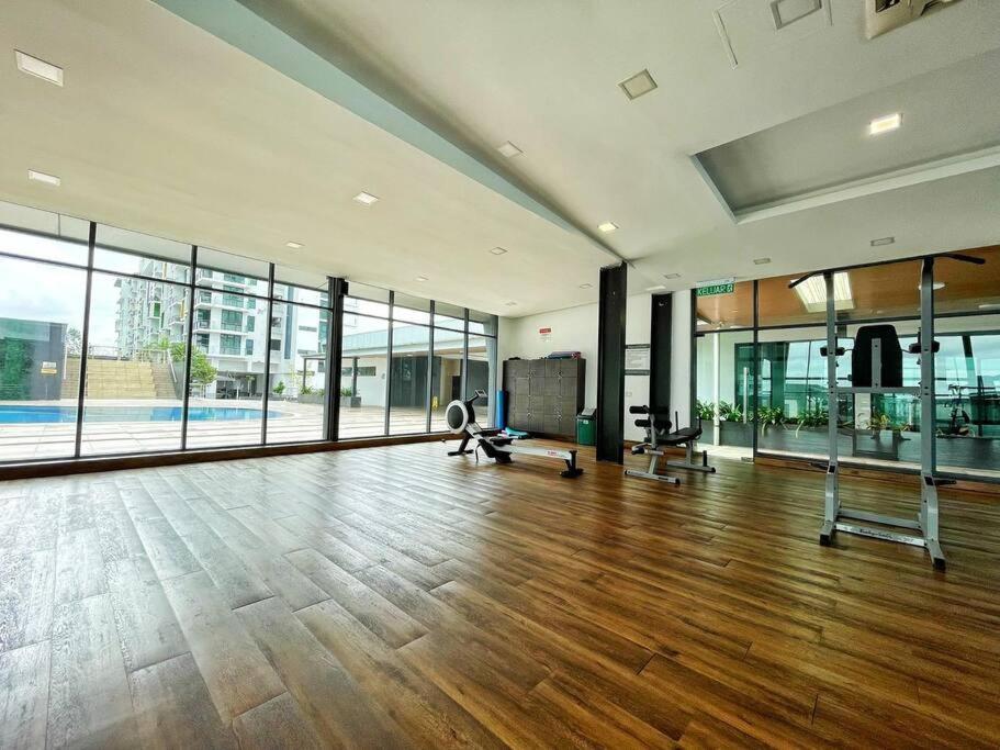 teo resident 2 vivacity jazz suite 4 Kuching Buitenkant foto