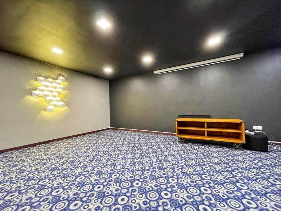 teo resident 2 vivacity jazz suite 4 Kuching Buitenkant foto