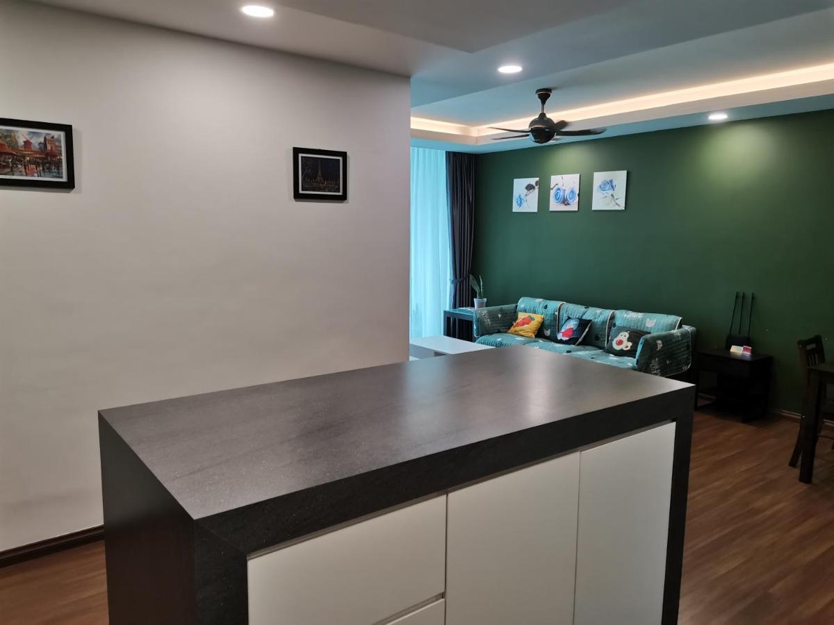teo resident 2 vivacity jazz suite 4 Kuching Buitenkant foto